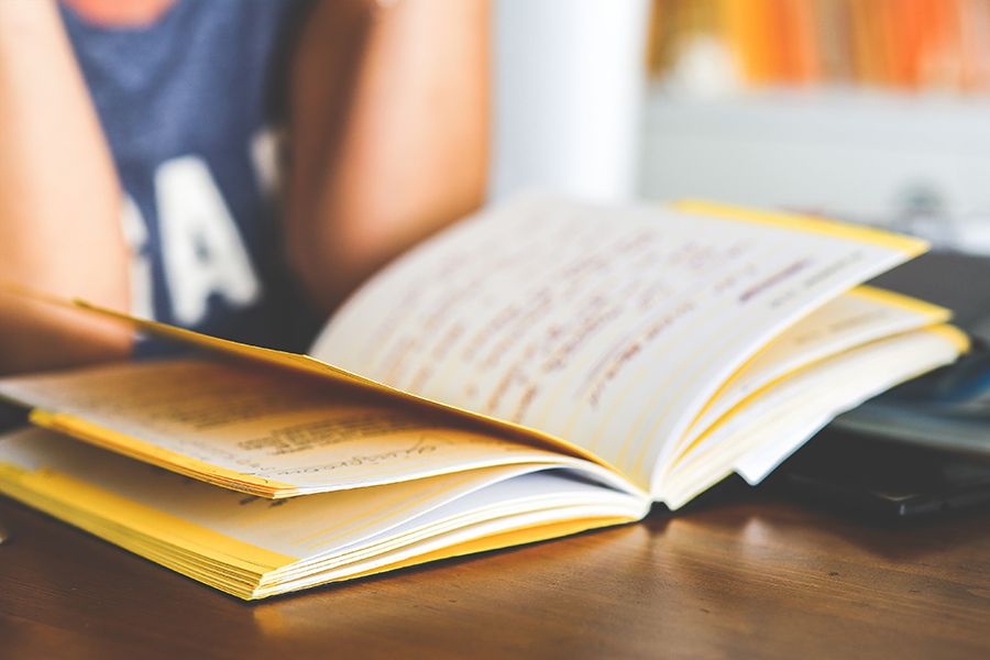 Changing the oil in the mower Honda